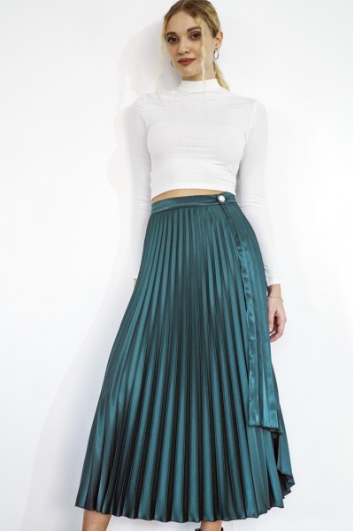 Jane Pleated skirt with lateral slit