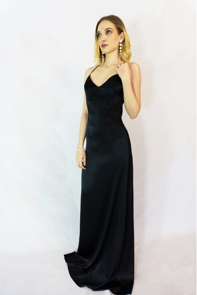 Anya - Rochie neagra din matase naturala Anya - Rochie neagra din matase naturala