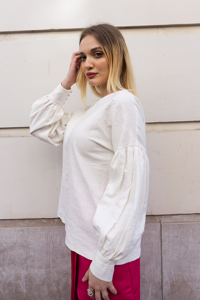 Bella - Linen Shirt with puff sleeves white